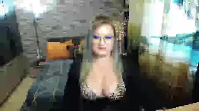 Nimphotease online show from September 2025 07:19:01 AM