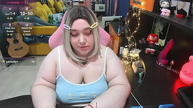 Softie Sofy online show from February 2025 09:10:01 AM