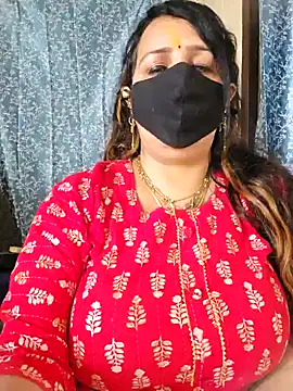 Snapshot of cute-tanvi chatting on January 2025 08:52:01 AM cute-tanvi online show from January 2025 08:52:01 AM