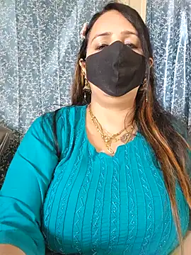 Snapshot of cute-tanvi chatting on January 2025 08:40:01 AM cute-tanvi online show from January 2025 08:40:01 AM