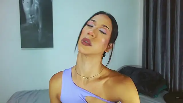 Kenisha Sweet online show from October 2025 09:59:01 PM