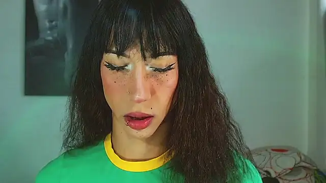 Kenisha Sweet online show from January 2026 05:05:02 PM