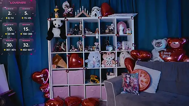 Snapshot of MadnessAlison chatting on February 2025 07:13:01 PM MadnessAlison online show from February 2025 07:13:01 PM