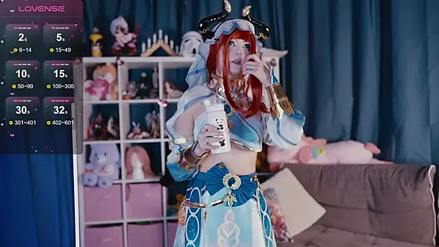 Snapshot of MadnessAlison chatting on February 2025 07:14:01 PM MadnessAlison online show from February 2025 07:14:01 PM