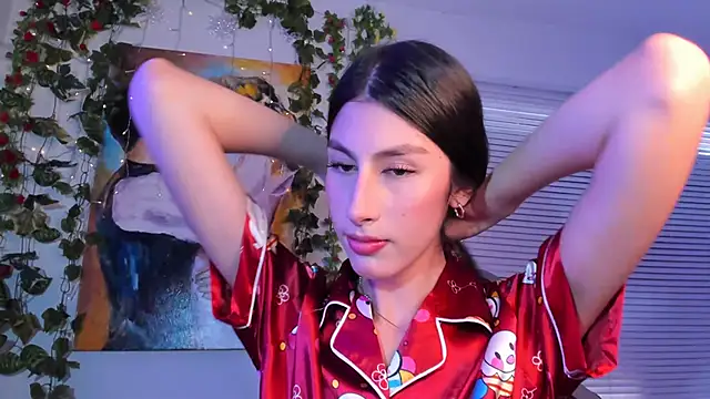 Snapshot of valeria_gonzales_ chatting on February 2025 08:25:01 PM valeria gonzales online show from February 2025 08:25:01 PM