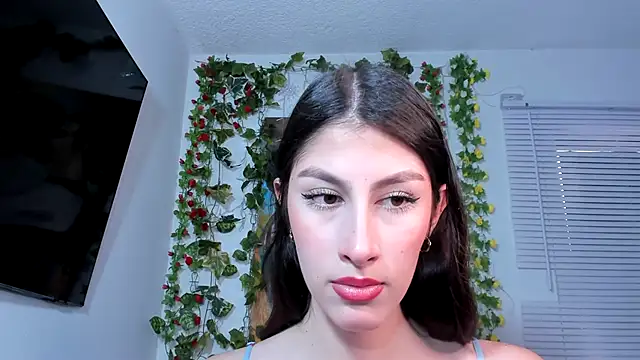 Snapshot of valeria_gonzales_ chatting on February 2025 07:52:01 PM valeria gonzales online show from February 2025 07:52:01 PM