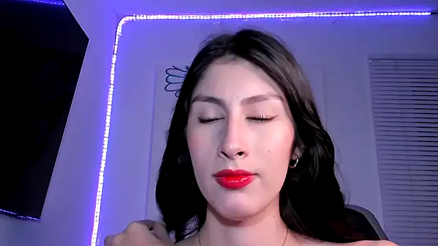 valeria gonzales  online show from March 2025 03:14:02 AM