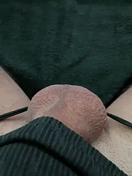 Snapshot of Luca999111 chatting on December 2025 08:04:01 PM Luca999111 online show from December 2025 08:04:01 PM