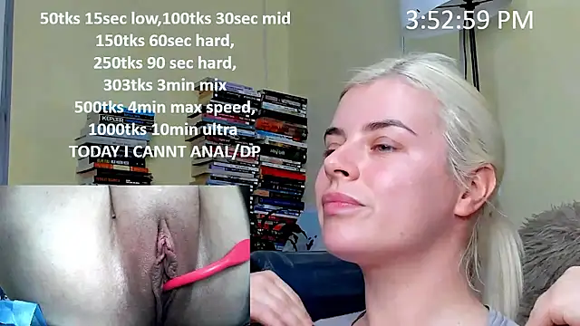 Snapshot of queenofthenighttt chatting on January 2026 02:52:02 PM queenofthenighttt online show from January 2026 02:52:02 PM