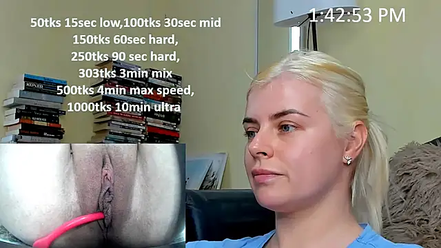 Snapshot of queenofthenighttt chatting on February 2026 12:43:02 PM queenofthenighttt online show from February 2026 12:43:02 PM