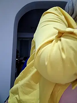 Snapshot of Ruxy42ETT chatting on December 2024 06:30:02 AM Ruxy42ETT online show from December 2024 06:30:02 AM