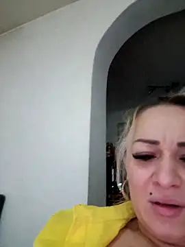 Snapshot of Ruxy42ETT chatting on February 2025 05:25:01 AM Ruxy42ETT online show from February 2025 05:25:01 AM