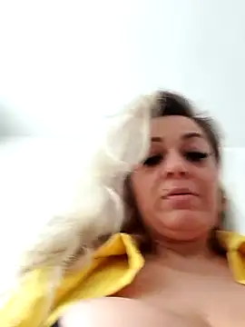 Snapshot of Ruxy42ETT chatting on March 2025 04:38:02 AM Ruxy42ETT online show from March 2025 04:38:02 AM