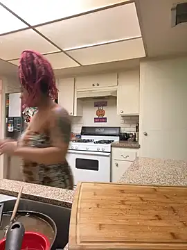 Snapshot of MeleiMarvelous chatting on December 2024 01:15:02 AM MeleiMarvelous online show from December 2024 01:15:02 AM