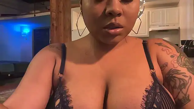 Snapshot of MeleiMarvelous chatting on July 2026 05:39:01 AM MeleiMarvelous online show from July 2026 05:39:01 AM