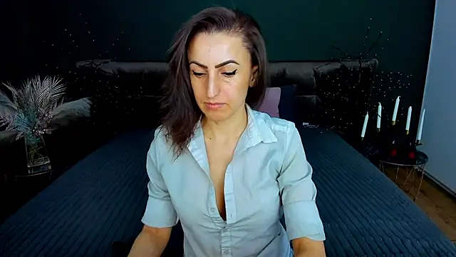 Rebecca Diamond online show from February 2026 06:32:02 AM