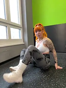 Snapshot of Pia_July_ chatting on January 2025 11:15:02 AM Pia July online show from January 2025 11:15:02 AM