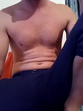 Snapshot of Rolandxxxr chatting on January 2025 12:58:01 PM Rolandxxxr online show from January 2025 12:58:01 PM