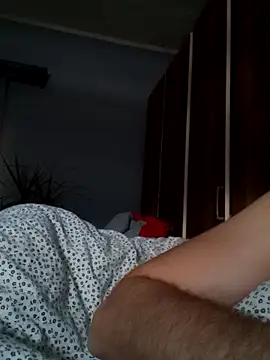 Snapshot of Rolandxxxr chatting on February 2025 11:23:02 AM Rolandxxxr online show from February 2025 11:23:02 AM