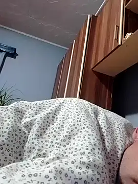 Snapshot of Rolandxxxr chatting on March 2025 05:54:01 AM Rolandxxxr online show from March 2025 05:54:01 AM