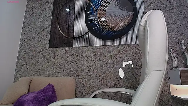 Snapshot of octavia_rouse chatting on February 2026 01:46:01 AM octavia rouse online show from February 2026 01:46:01 AM