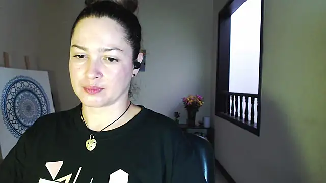 solamatista11 online show from February 2025 10:39:01 PM