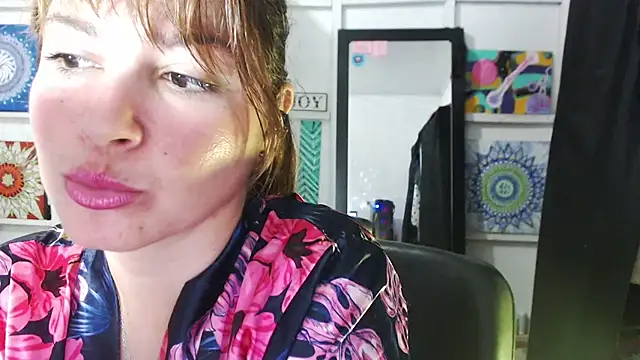 solamatista11 online show from September 2025 06:35:01 PM