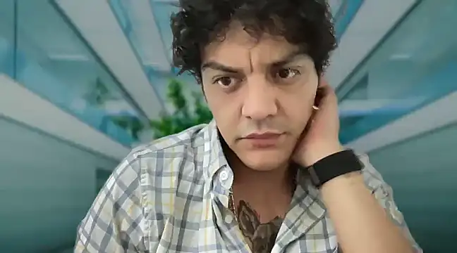 Snapshot of GruesoMexico chatting on January 2025 11:13:01 PM GruesoMexico online show from January 2025 11:13:01 PM