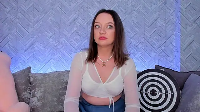 Snapshot of EvaBarsa_ chatting on September 2025 01:38:02 AM EvaBarsa online show from September 2025 01:38:02 AM