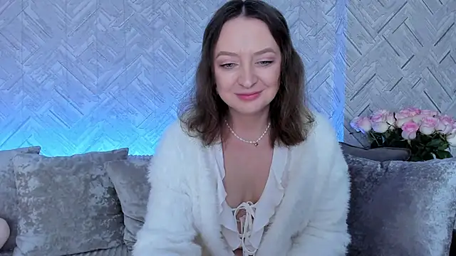 Snapshot of EvaBarsa_ chatting on November 2025 03:10:02 AM EvaBarsa online show from November 2025 03:10:02 AM