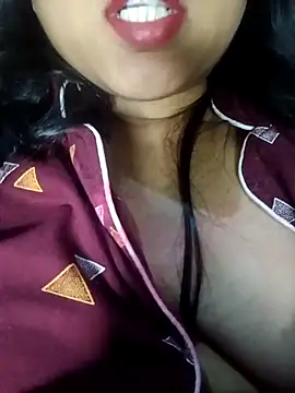 Snapshot of Sweet-Berry chatting on March 2025 05:28:01 PM Sweet-Berry online show from March 2025 05:28:01 PM