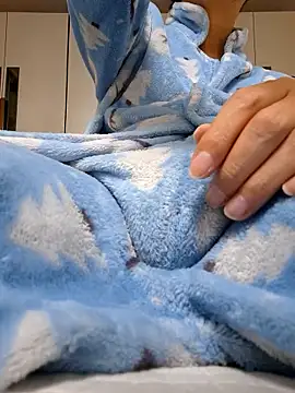 Snapshot of Ssk10N chatting on December 2025 12:22:02 PM Ssk10N online show from December 2025 12:22:02 PM