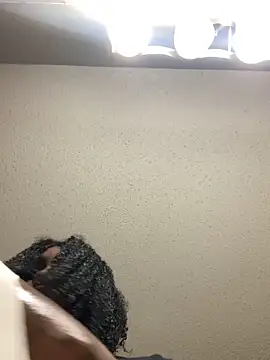 Snapshot of Foreignthababyy chatting on November 2025 03:16:02 PM Foreignthababyy online show from November 2025 03:16:02 PM