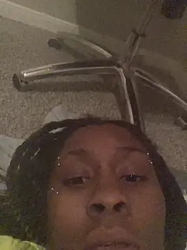 Snapshot of Foreignthababyy chatting on November 2025 05:22:02 AM Foreignthababyy online show from November 2025 05:22:02 AM