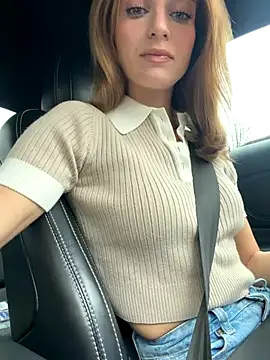 Snapshot of -AngelAri- chatting on December 2025 09:18:01 AM -AngelAri- online show from December 2025 09:18:01 AM