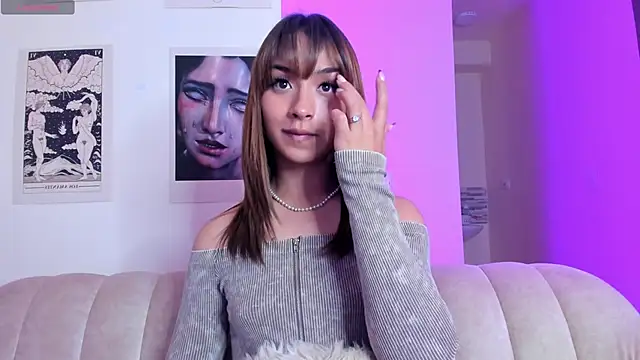 Moonlight1002 online show from December 2024 03:30:01 AM