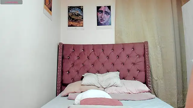 Moonlight1002 online show from January 2025 07:36:01 AM