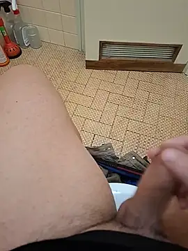 Snapshot of Frossi94 chatting on December 2025 10:41:02 AM Frossi94 online show from December 2025 10:41:02 AM