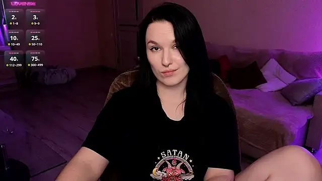 Val lava online show from March 2025 10:51:01 PM