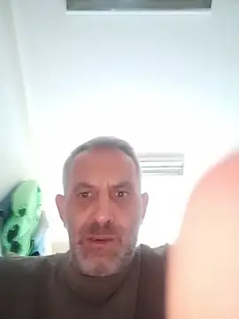 Snapshot of Markmarak chatting on May 2026 10:33:02 AM Markmarak online show from May 2026 10:33:02 AM