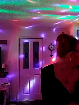 Snapshot of COUPLE4VOYEUR01 chatting on February 2025 07:36:01 PM COUPLE4VOYEUR01 online show from February 2025 07:36:01 PM