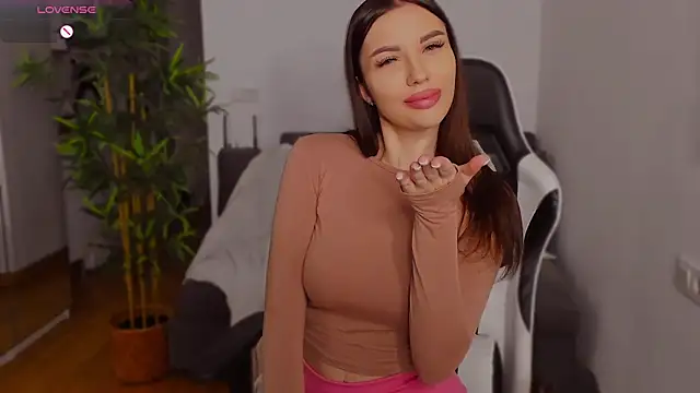 Jaylee Krys online show from October 2025 05:58:02 PM