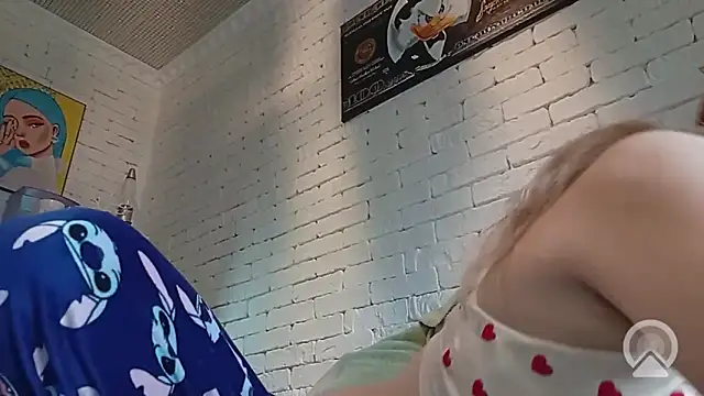 Angel girllovemy online show from February 2026 08:20:01 AM