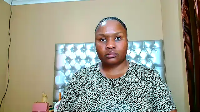 missboobsxx online show from September 2025 12:20:01 PM