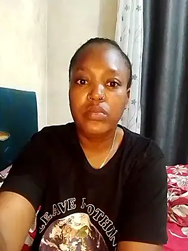 Snapshot of Spice202 chatting on November 2025 10:18:02 PM Spice202 online show from November 2025 10:18:02 PM