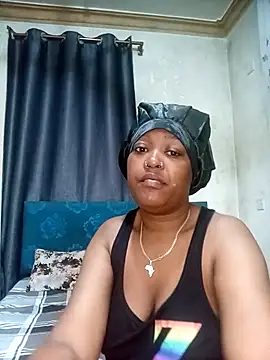 Snapshot of Spice202 chatting on November 2025 05:43:01 AM Spice202 online show from November 2025 05:43:01 AM