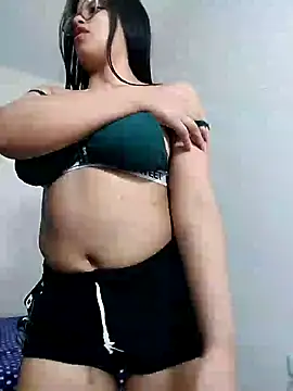 charlotte moineau online show from January 2025 01:57:02 AM