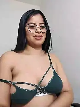 charlotte moineau online show from February 2025 02:08:02 AM