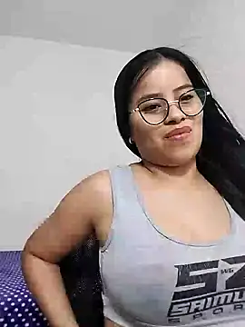 charlotte moineau online show from February 2025 10:41:01 PM