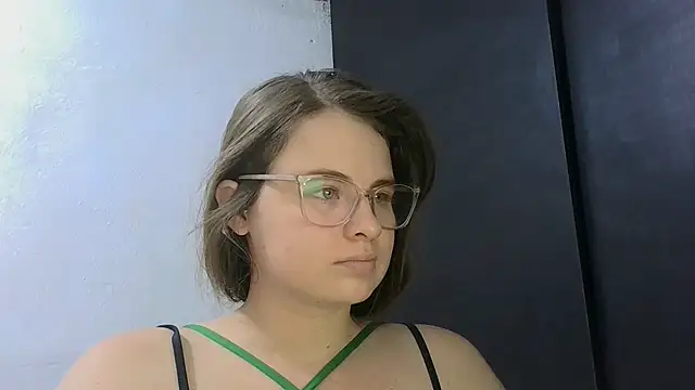 HellenMiyer1111 online show from July 2026 02:21:01 PM